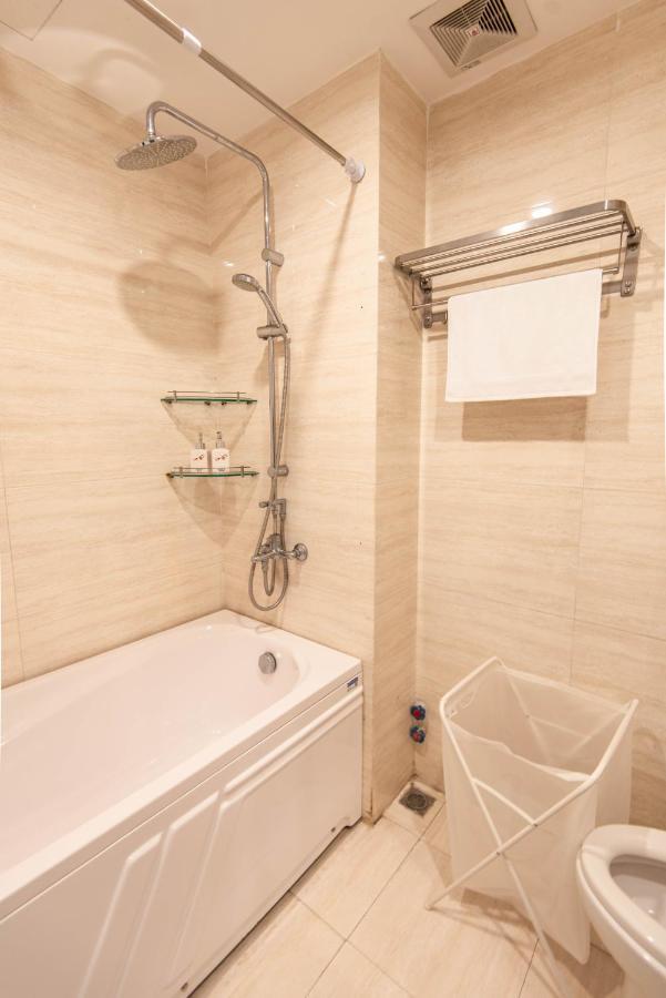 22Housing Linh Lang Hotel & Residence Ханой Екстериор снимка